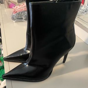 Zara. Beautiful boots